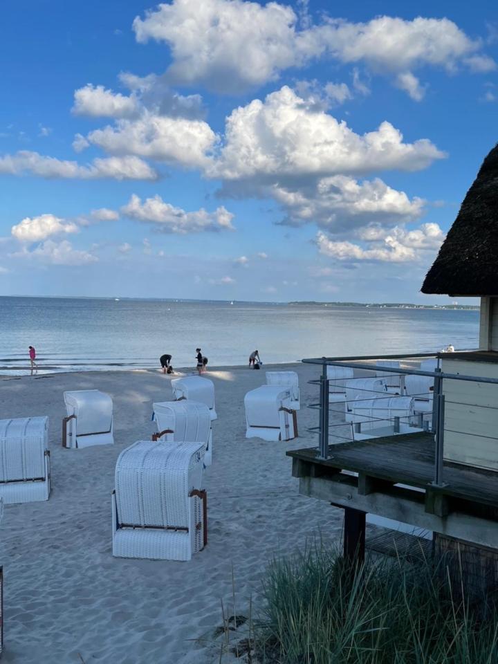 Traumhaftes Familiendomizil In Scharbeutz - Strand 500M, Kostenlos Parken, Garten Exterior photo